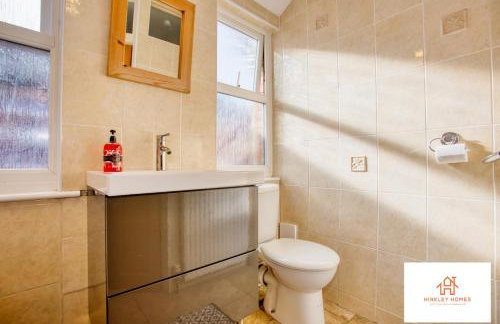 Spacious 6-Bedroom House with Parking in Bridgwater Ideal for Contractors & Group Stays - Foto 34