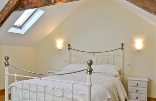 Felin Hedd Peaceful Mill - Photo 12