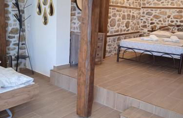 Marina's Apartments - White & Stone Apartment - Photo 3