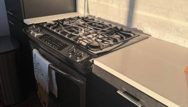 Sky-High Sanctuary Penthouse with Panoramic Views - Foto 2