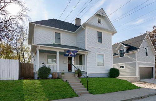 Family Haven with Hot Tub-Near Downtown Indy - Foto 1