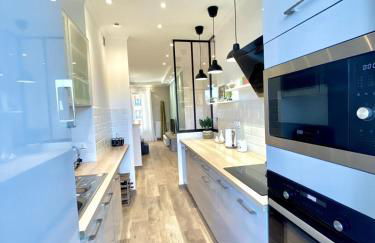 Near Port & City - Private Parking & Breakfast - Full apartment - Photo 21