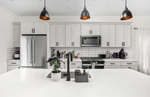 Hot Tub - Gym - Pizza Oven - PS5 - Ping Pong - 2MIN from DT - Foto 36