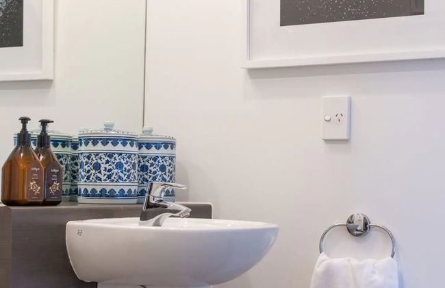 Relaxing Central Apartment in Eden Terrace - Photo 16