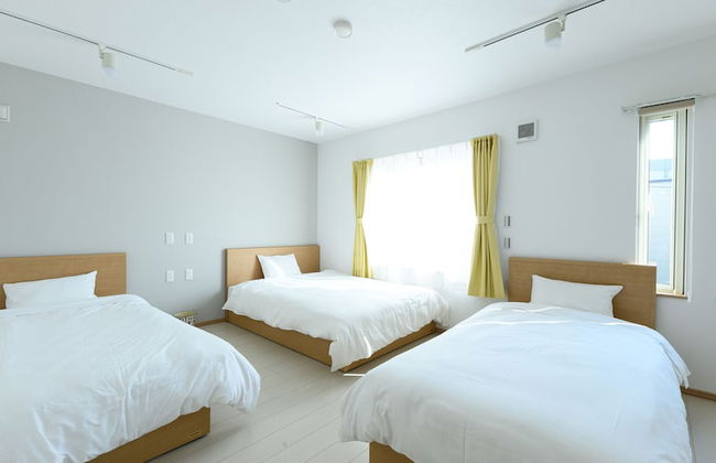 Sakura 93 - Photo 12