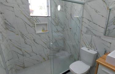 Casa com piscina e ar condicionado perto da Lagoa - Foto 9