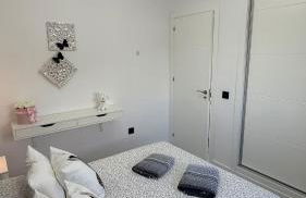 Apartamento Florkin vacacional acogedor recién reformado con vistas al mar - Photo 19