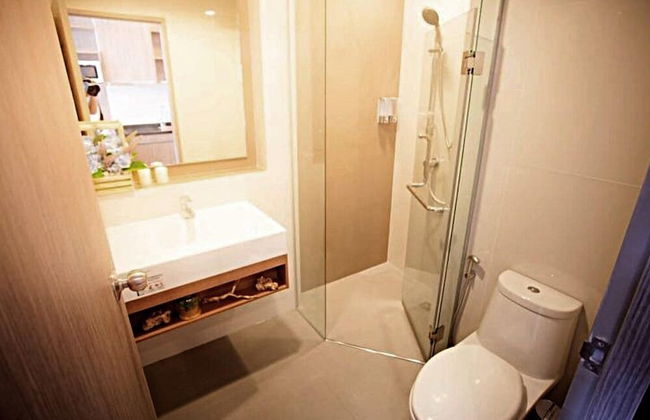 Simply Comfy Apartment by Patsamon - Foto 27