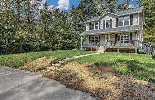 Spacious Mountain Retreat with Bonus Game Room Near Asheville, Barnardsville, NC - Foto 65