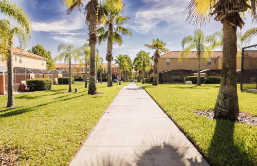 Near Disney Resort Pools Summer Deals - Photo 31