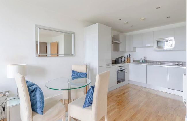 Sleek & Sunny 1BD Flat Near Greenwhich - Deptford! - Foto 12