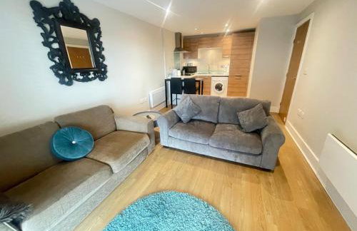 Central 1BR Flat for up to 4 - Lift Access - Photo 14