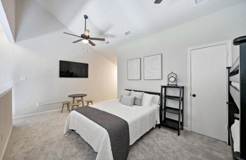 April Point Dr S - Photo 30