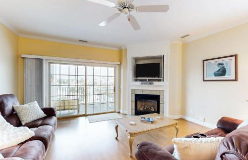 STJ16 Mystic Marina, Unit 204 - Foto 5