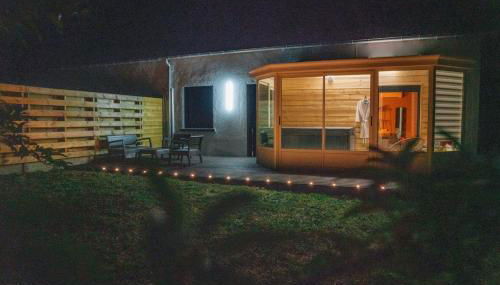 Proche de Rennes, La luxueuse Suite Joséphine, jacuzzi privatif et bien être - Foto 1