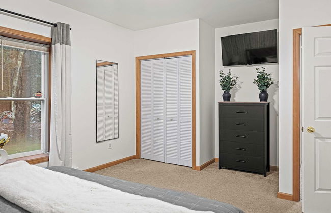 Mews Mountain House by Avantstay Walk to Beach, Hot Tub, Game Room - Foto 40