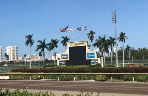 Deluxe Home Heated Pool & Jetted Tub near Beach - Foto 46