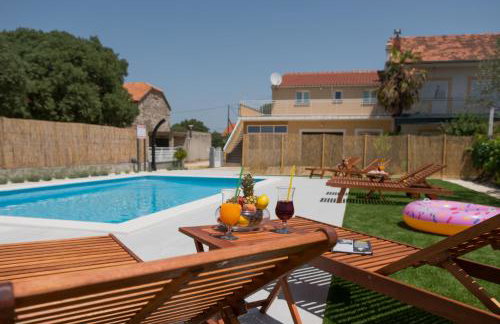 Apartments Brkić, Lozovac Krka NP with Pool - Foto 3