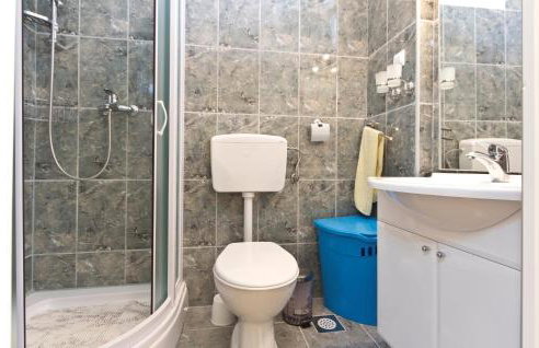 Amazing Home In Frkeci With Wifi - Foto 43