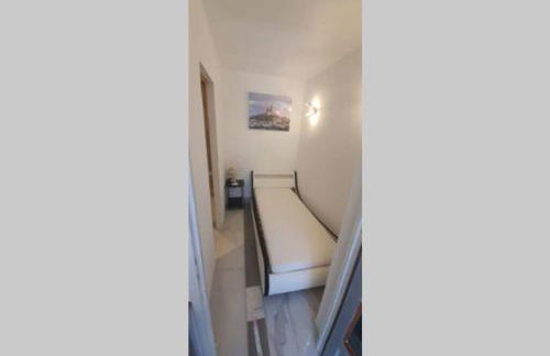 studio entre vallée colline et soleil marseillais - Photo 14