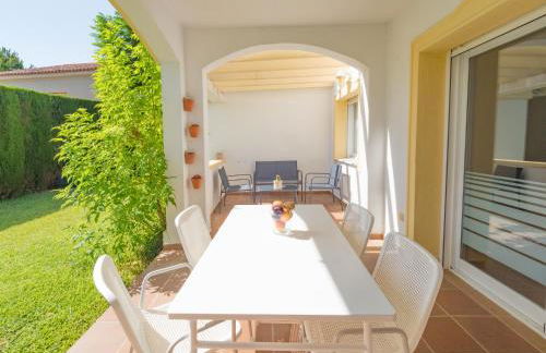 Casa Adosada Esquinera Urbanización Piscina Comunitaria - Photo 5