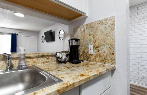 Golden Vibes Dwtn,Eado,Nrg,MedCtr,MTR,Rodeo - Photo 5