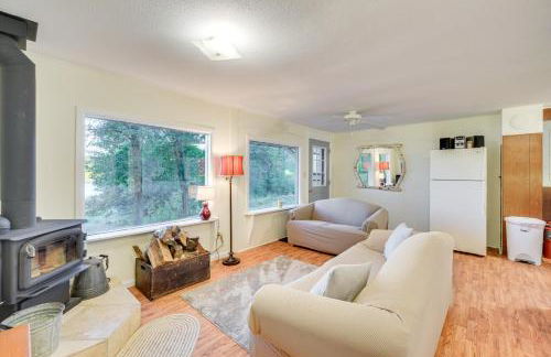 Secluded Lakefront Gem on 300 Acres in Webster - Foto 5