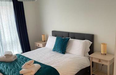 Number 15 Luxurious Two Bedroom Apartment - Photo 22