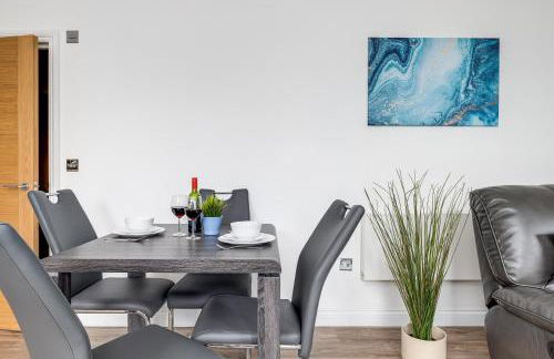 Pluxa Blue Sapphire Luxury Stay Free parking Free WIFI - Walk Everywhere, Travel, Biz, Leisure - Foto 14