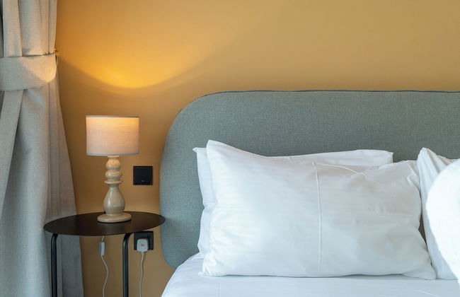 Cozy 2BD Work in Style Dubai Hills - Photo 13