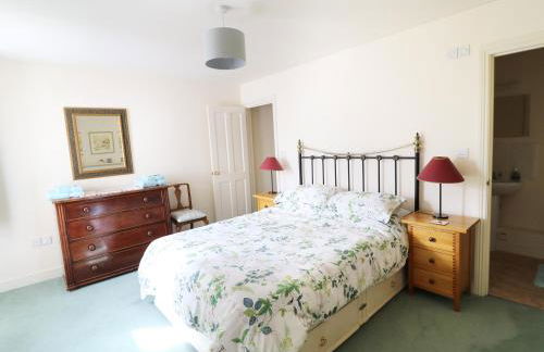 Glebe House - Photo 14