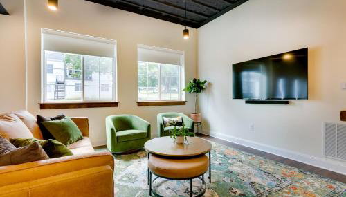 Modern Harrisonburg Home - 2 Mi to JMU! - Foto 5