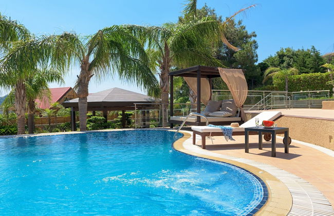 Quinn Hill Luxury Villa - Photo 17