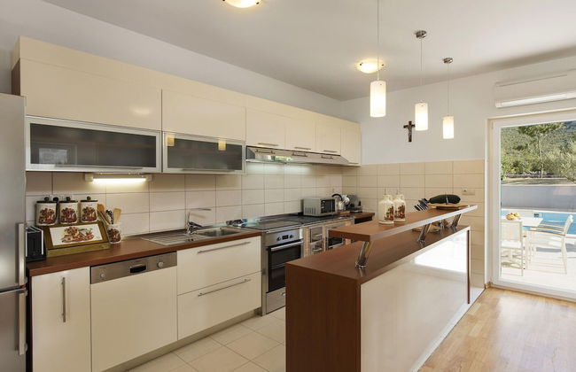 Holiday Home in Croatia With Private Pool - Foto 12