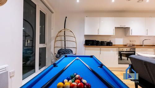 City Condo-Terrace-Gym-Games Room -Free Secure Parking- Manchester - Foto 2, Game Room
