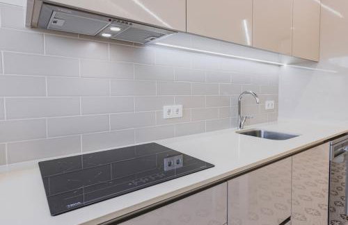 Modern 2BR Apt with Patio & AC - 0E - Foto 4