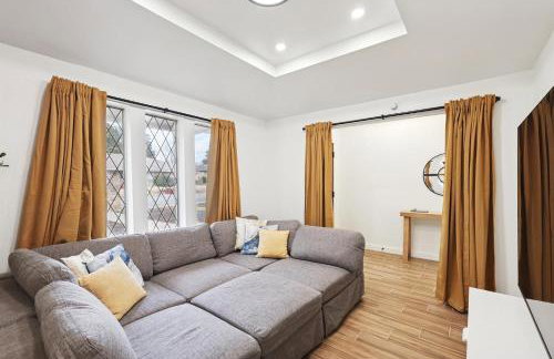 Best of Desoto 4BR, 3BA with Pool, HotTub, Cinema - Foto 21