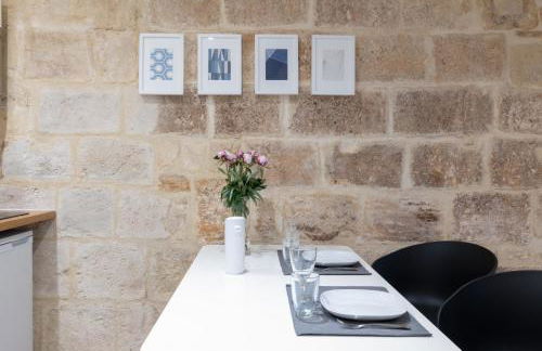 Design & Cosy - Centre historique Ecusson - Foto 13