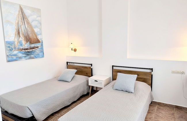 Linda's Villa In Unrivalled Position in Kournas - Amazing View! - Foto 14