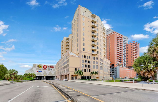 Towers of Dadeland by Miami Vacations - Foto 1