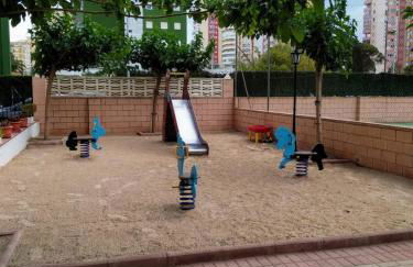 Disfruta en familia junto al mar - Foto 49