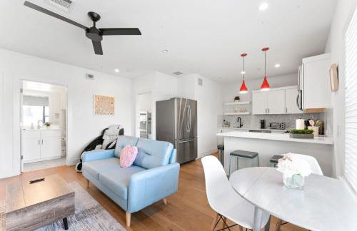 Luxe East Downtown 3BR Condo, Walk to Bars, Restaurants, Shops - Foto 22