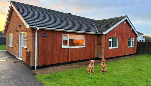 Shore Lodge Beachfront Escape, Sleeps 8, 4BR - Foto 2