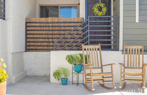 Point Loma 2BR Townhome w Parking in Prime Location - Foto 42