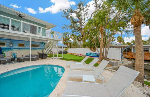Home ON Key with pool, hot tub, putting green, arcade games, bike & mins to beach! - Foto 12