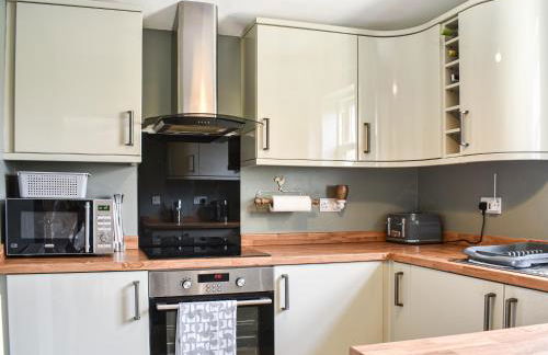 Hare Cottage - Photo 2