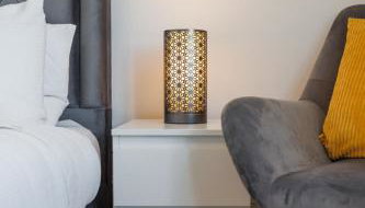 Flatzy - Sleeps 16 Near Football Ground & Ping Pong Table - Foto 3