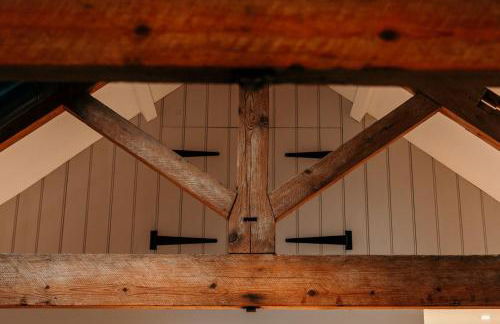 Beudy Howel - beautiful barn conversion with fire pit, close to beaches - Photo 26