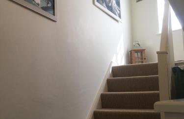 The Thatched Cottage - Photo 13