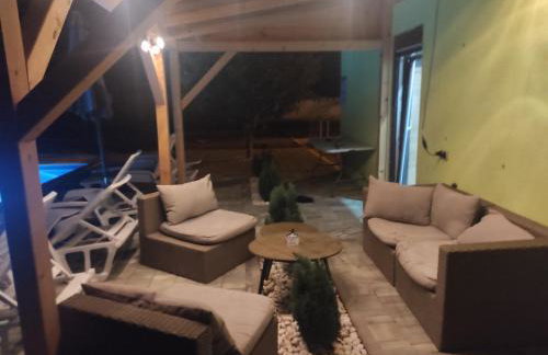 Lika Relax and Party House with sauna, jacuzzi and outdoor heated swimming pool - Foto 97